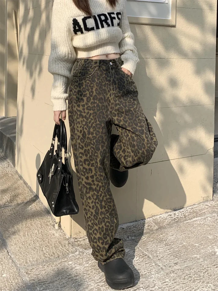 Die Essentiel Leopard Pant