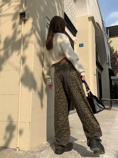 Die Essentiel Leopard Pant